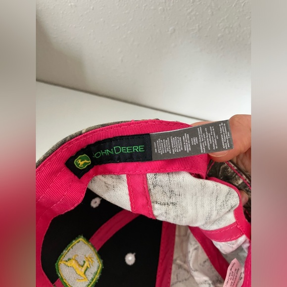 John Deere Womens Camo Hat - Picture 5 of 5